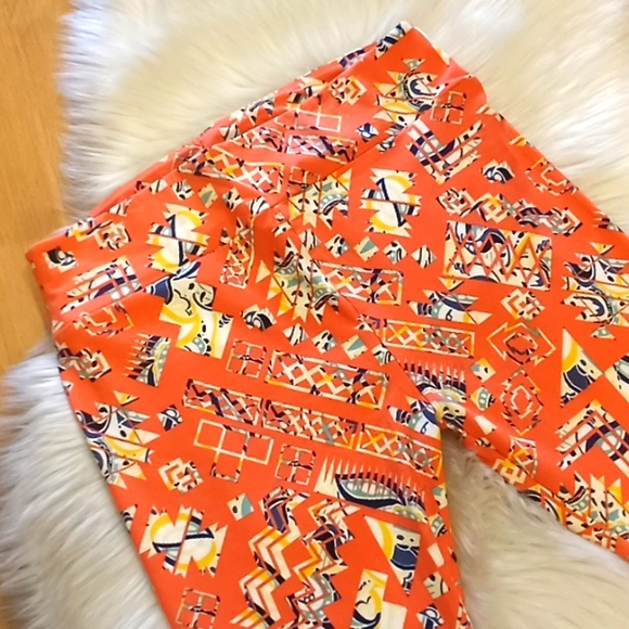 LulaRoe  Printed Leggings- T&C-#1560+ - Picture 9 of 10